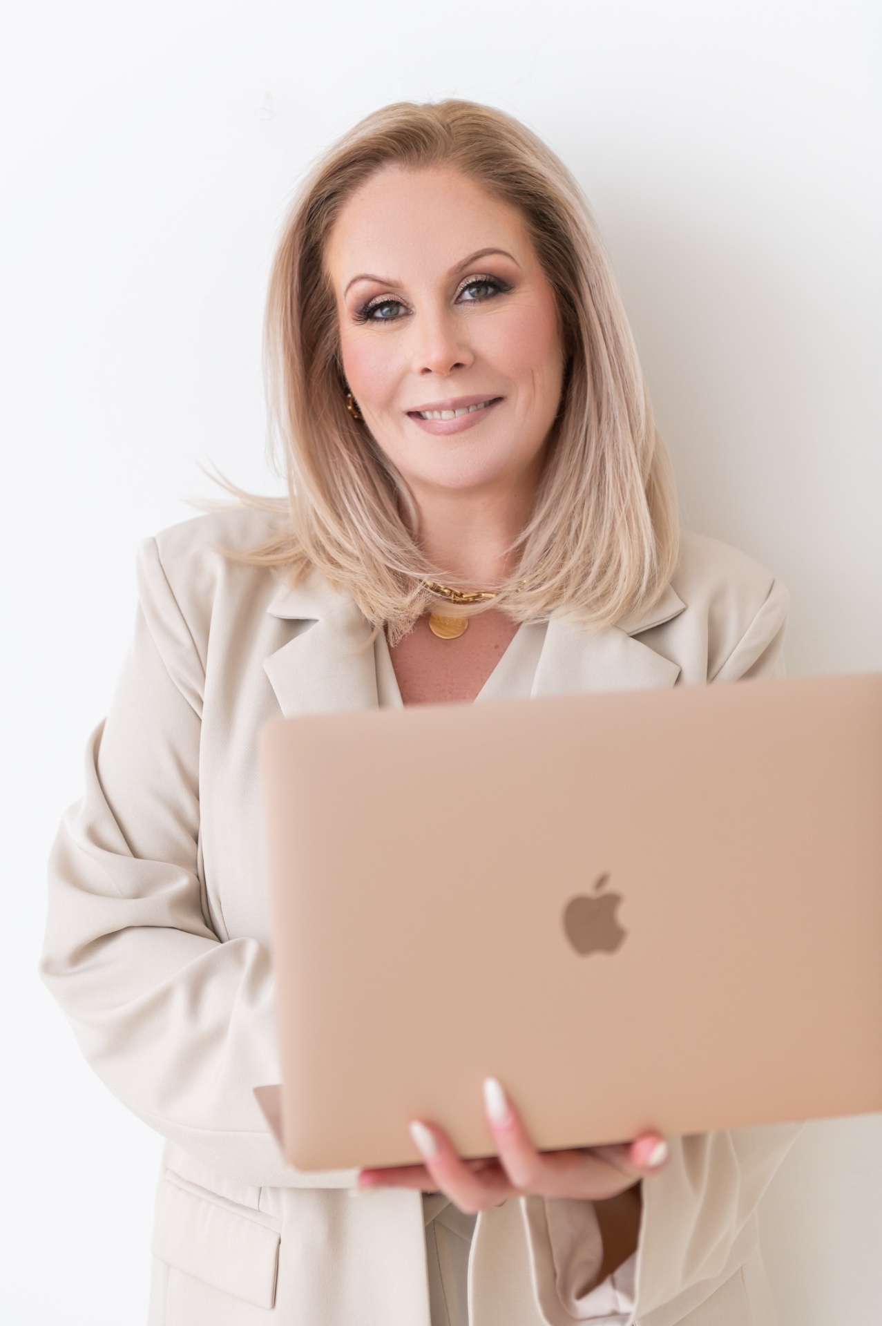 Dawn McGruer, founder of The Business Growth Coach and creator of The Billionaire Brain